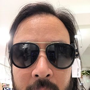 Meet your Posher, Charlie